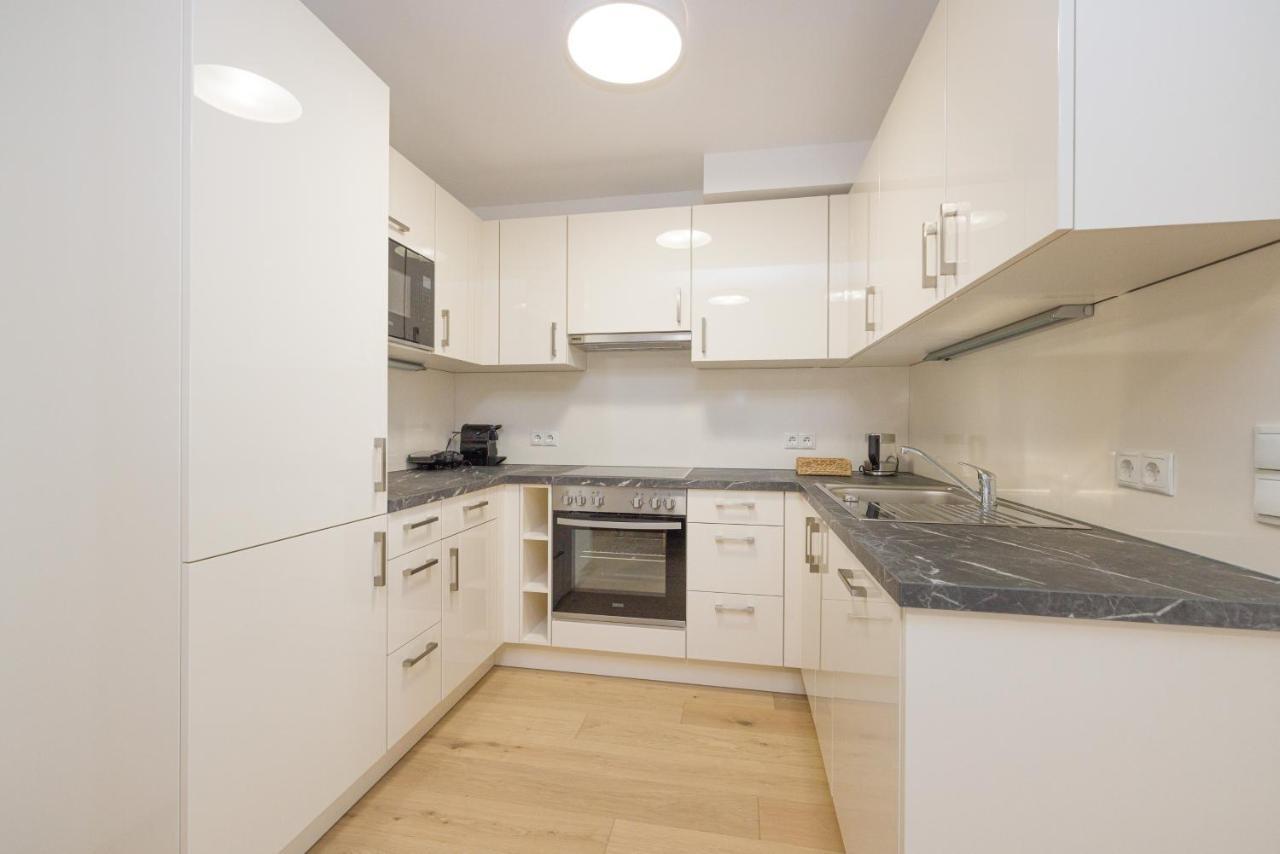 Yourapartment Theresien Viena Exterior foto